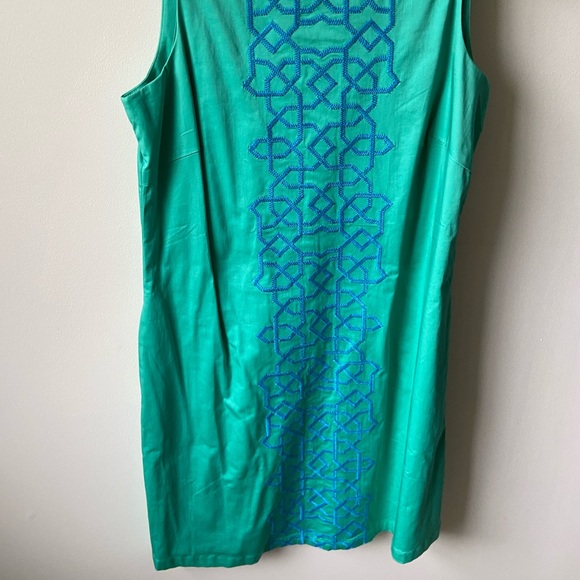 Garnet Hill Shift Dress 👗 - Picture 4 of 4